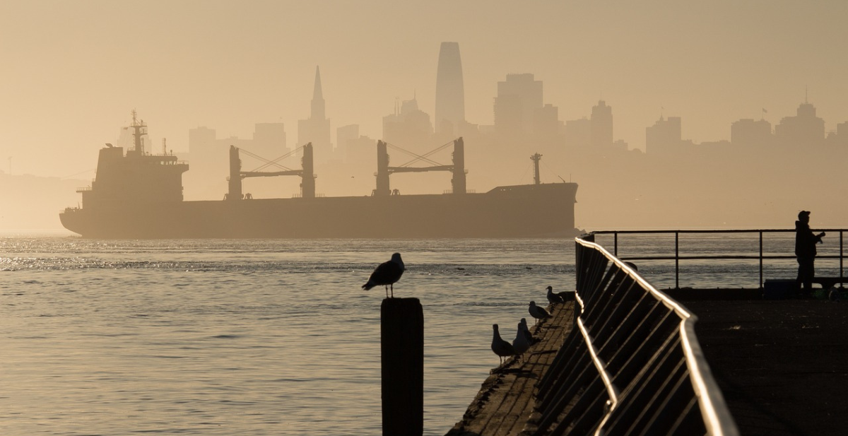 Global economy shifts gears_1200 x 617 - 1 Caption: Economists cautiously optimistic on global growth. Credit: Daphne, Pixabay